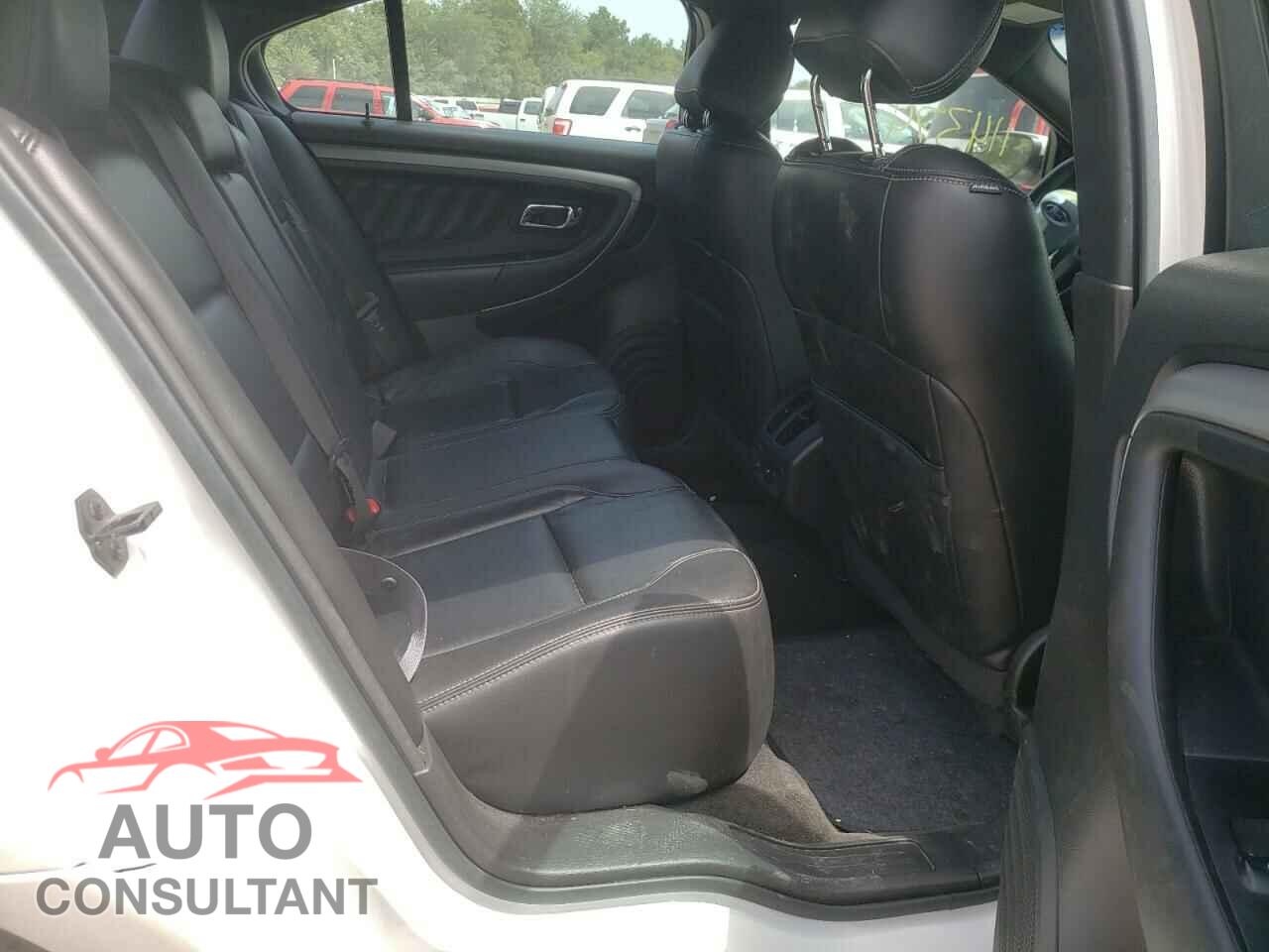 FORD TAURUS 2016 - 1FAHP2E85GG121901