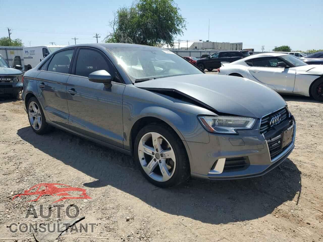 AUDI A3 2017 - WAUAUGFF2H1056022