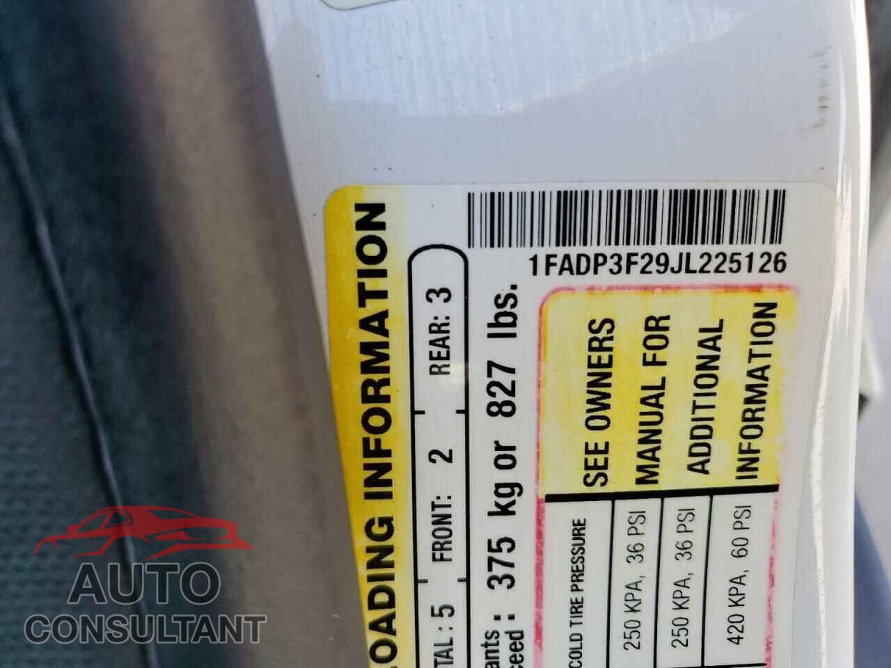 FORD FOCUS 2018 - 1FADP3F29JL225126