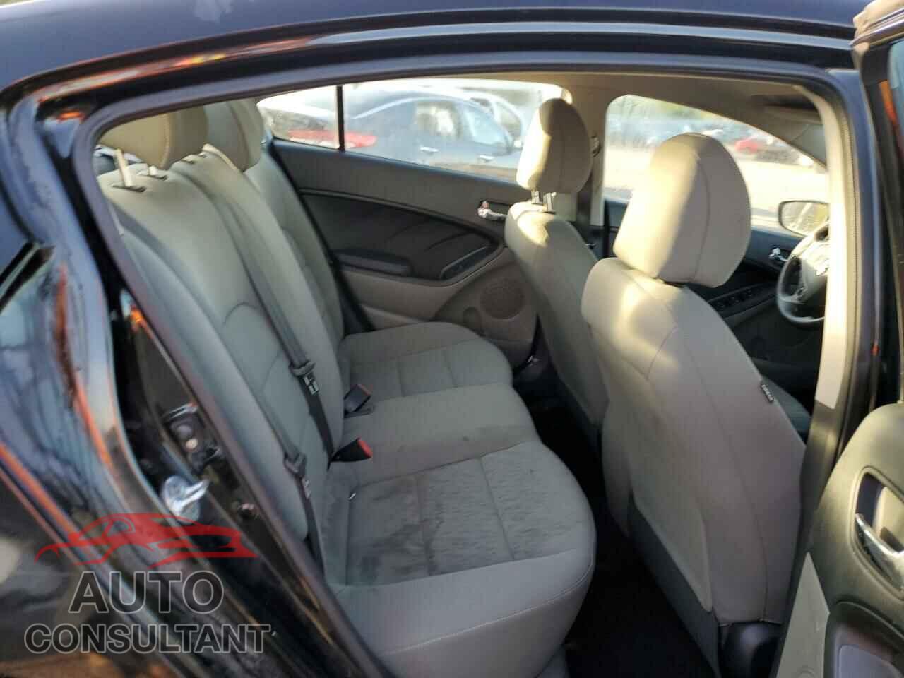 KIA FORTE 2016 - KNAFK4A62G5537218