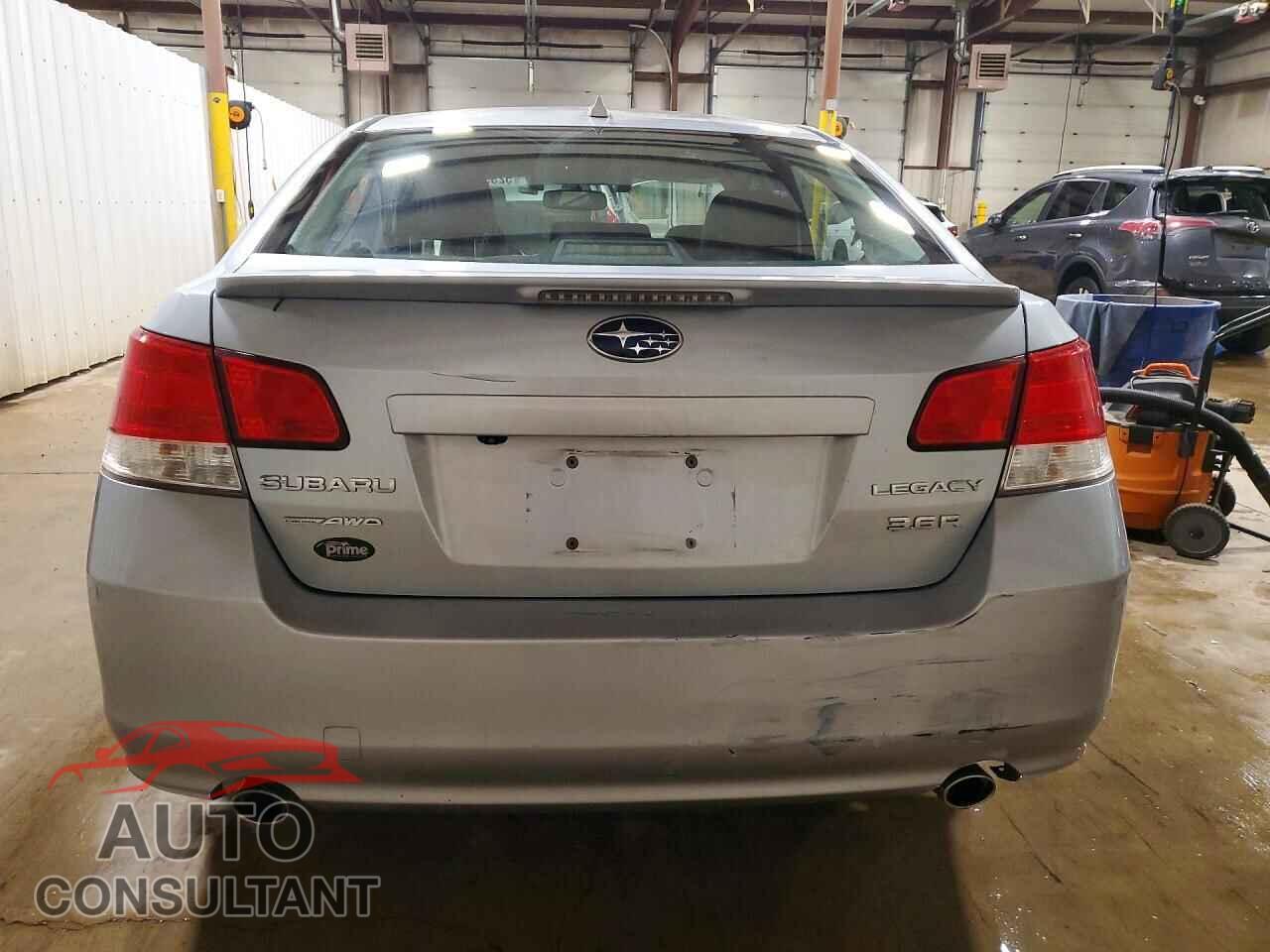 SUBARU LEGACY 2013 - 4S3BMDP62D2041044
