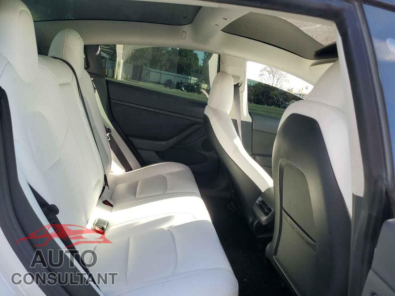 TESLA MODEL 3 2023 - 5YJ3E1EA0PF551630