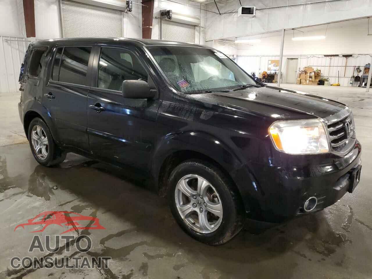 HONDA PILOT 2012 - 5FNYF4H71CB027157