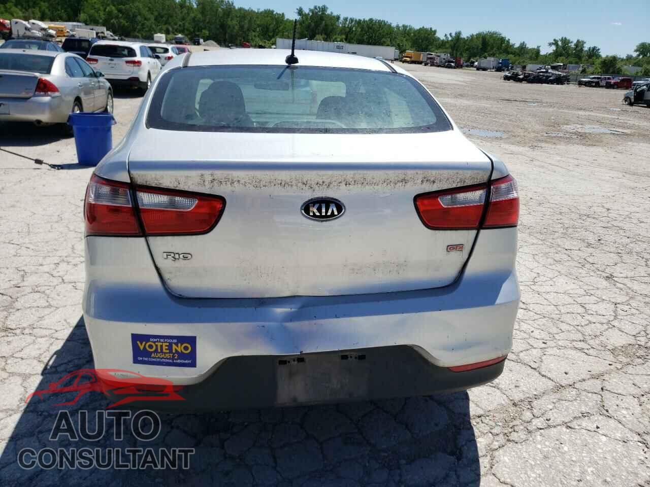 KIA RIO 2017 - KNADM4A34H6015757