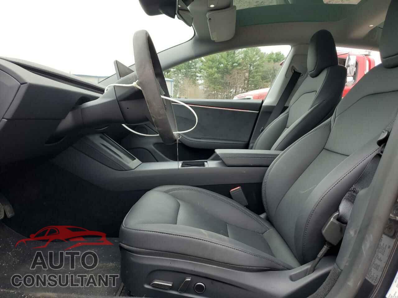 TESLA MODEL 3 2024 - 5YJ3E1EB2RF816463