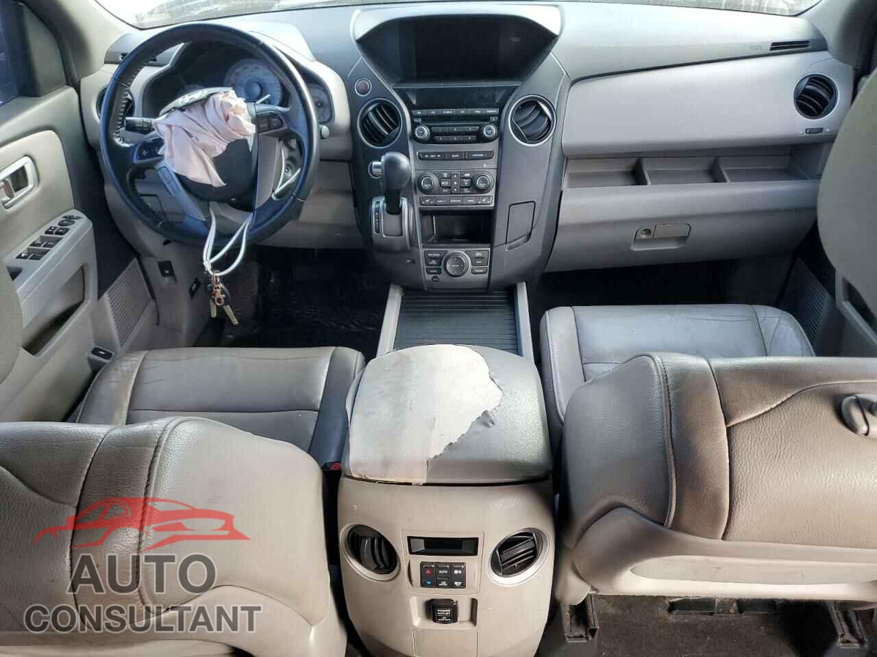 HONDA PILOT 2013 - 5FNYF4H74DB019071