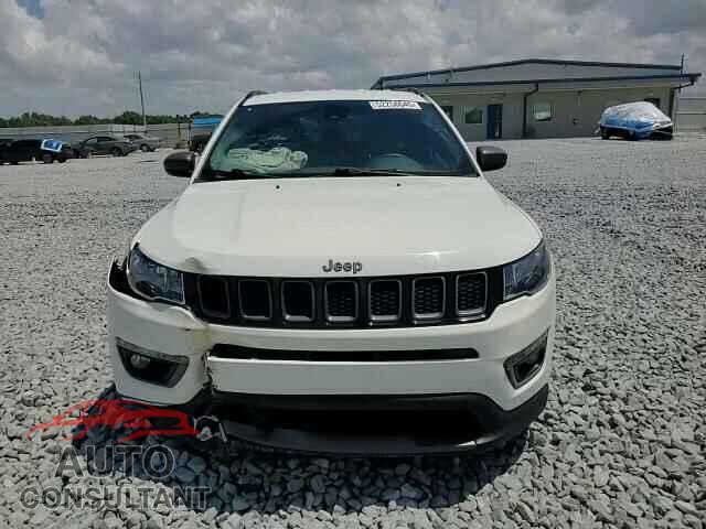 JEEP COMPASS 2021 - 3C4NJCEB4MT604075