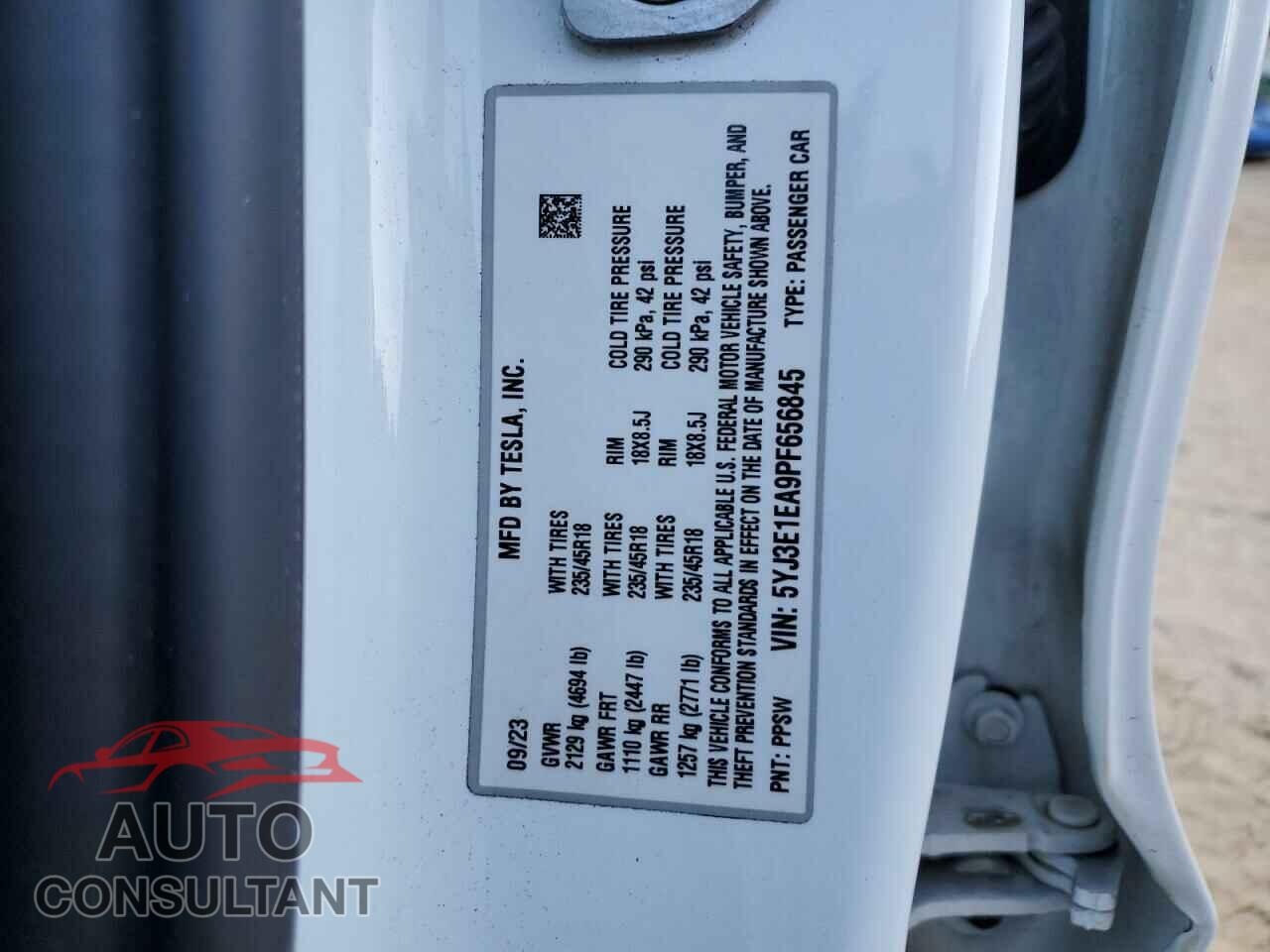 TESLA MODEL 3 2023 - 5YJ3E1EA9PF656845