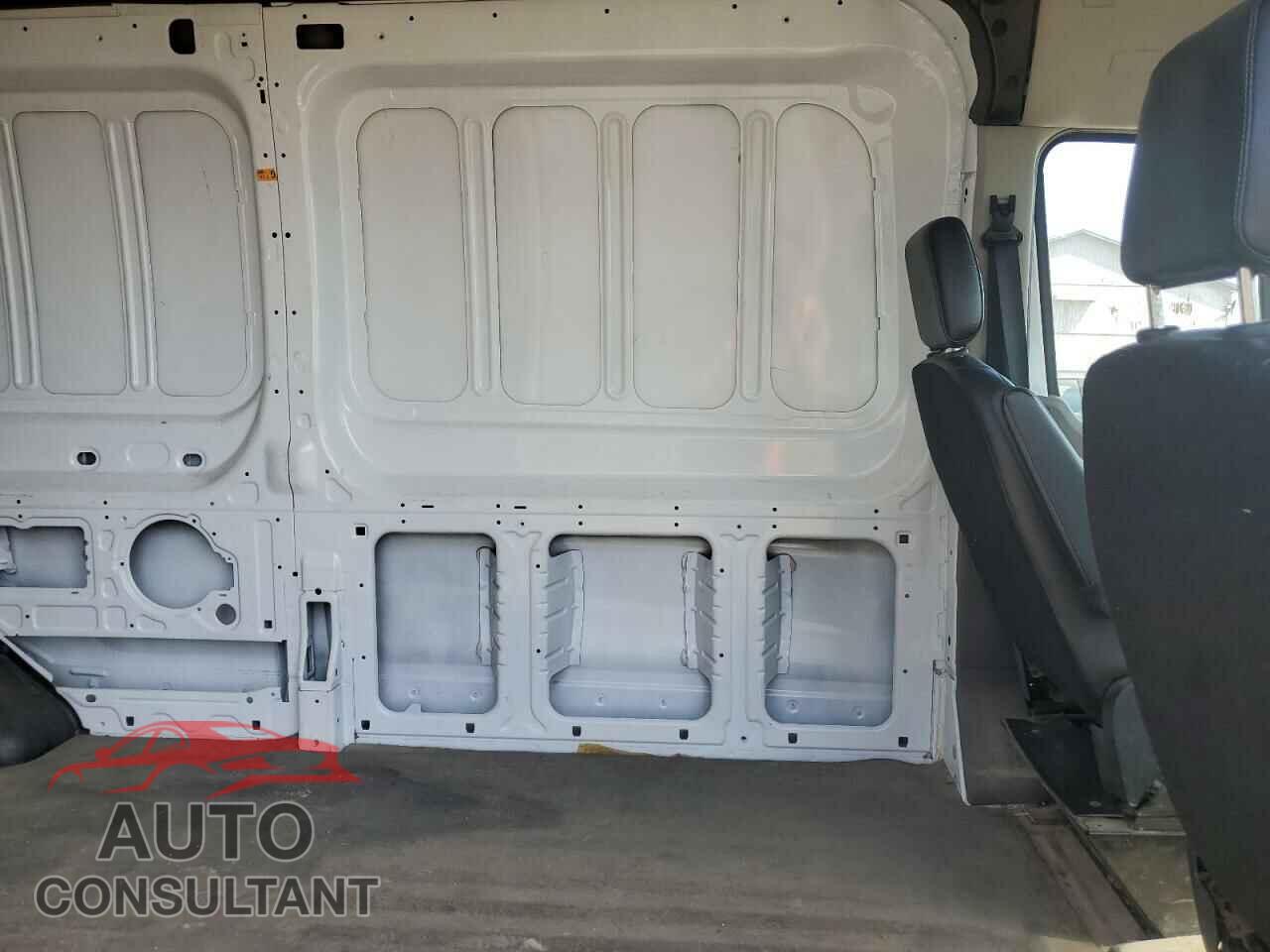 FORD TRANSIT 2023 - 1FTBR2C86PKB48101