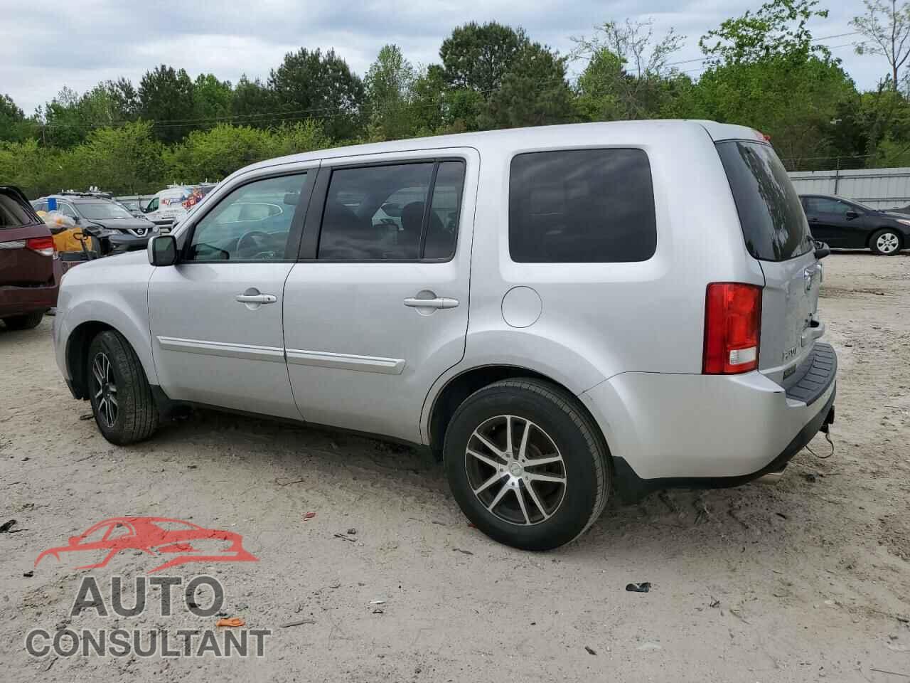 HONDA PILOT 2012 - 5FNYF4H59CB035103