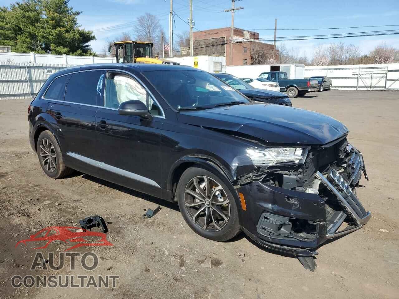 AUDI Q7 2017 - WA1VAAF70HD011933