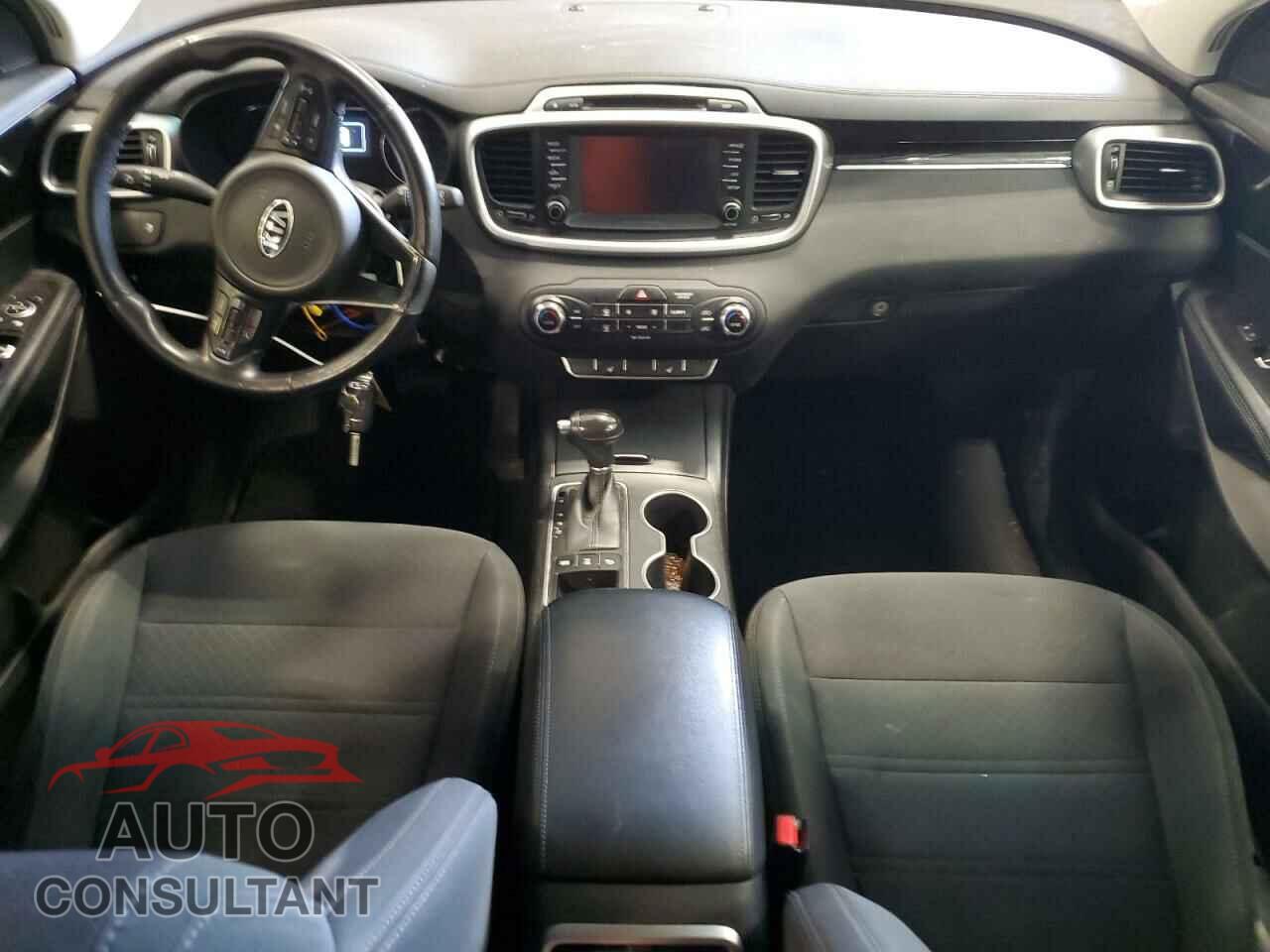 KIA SORENTO 2017 - 5XYPGDA39HG324998
