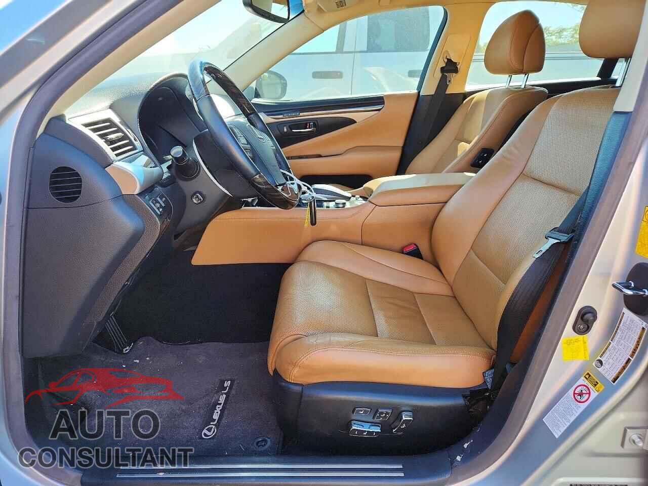 LEXUS LS460 2013 - JTHBL5EF0D5120009