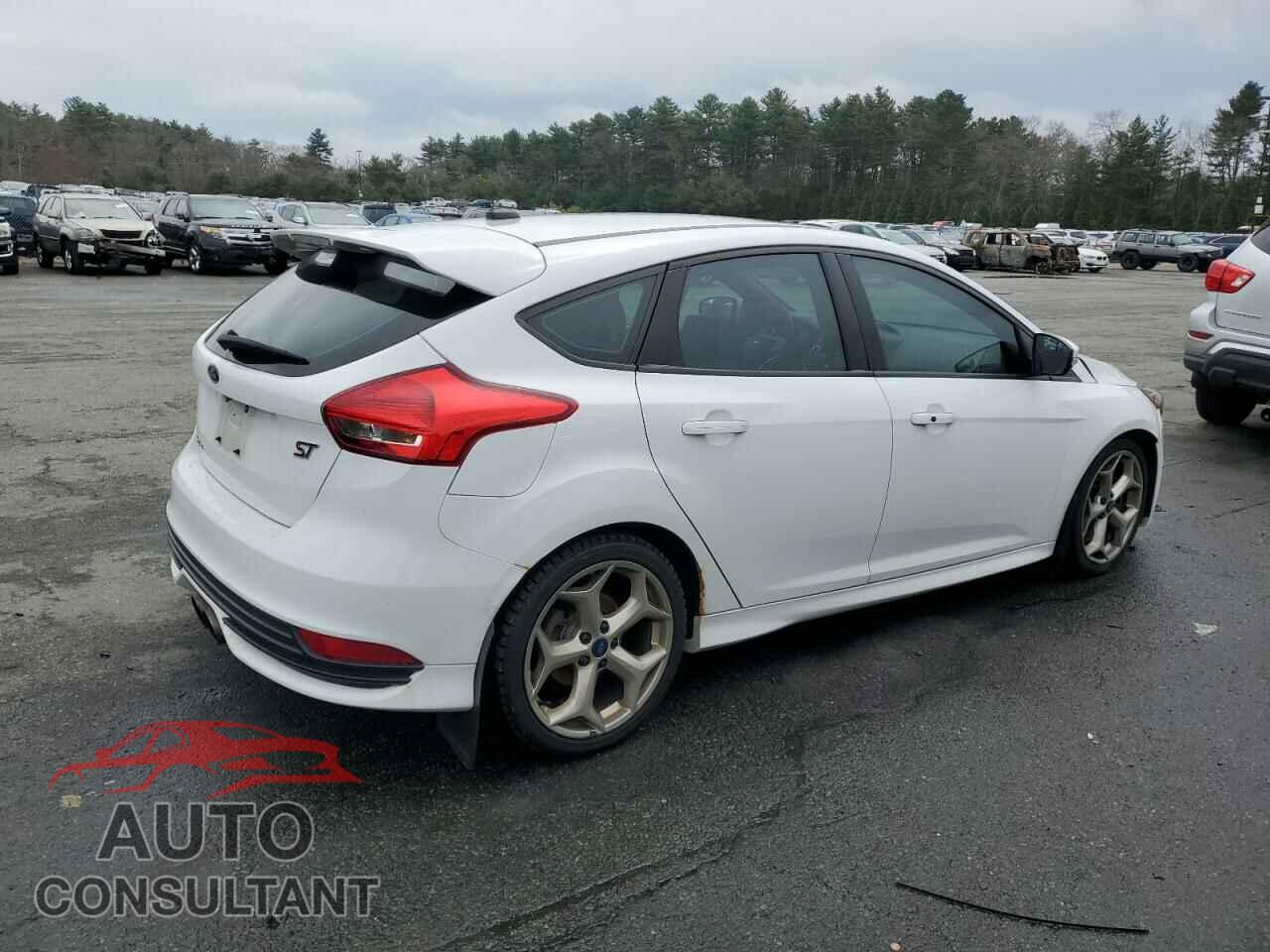 FORD FOCUS 2016 - 1FADP3L98GL323445