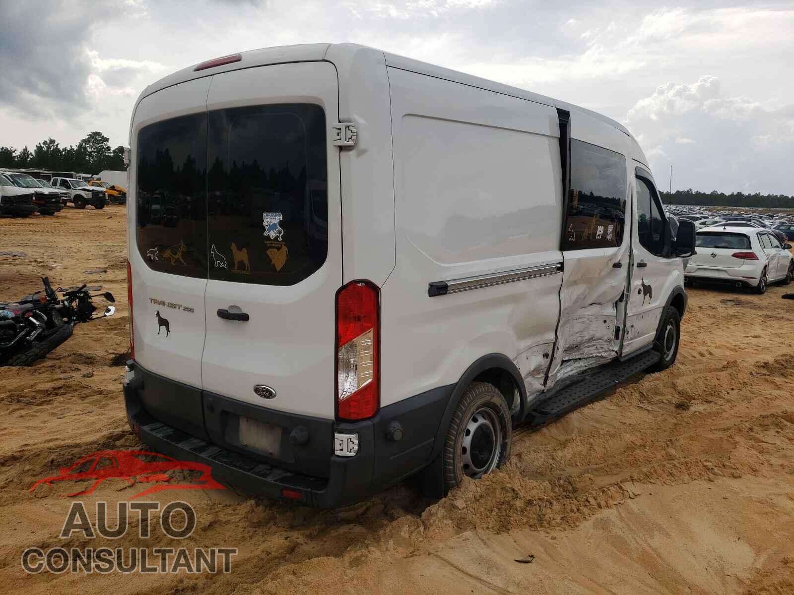 FORD TRANSIT CO 2016 - 1FTYR2CM4GKA82056