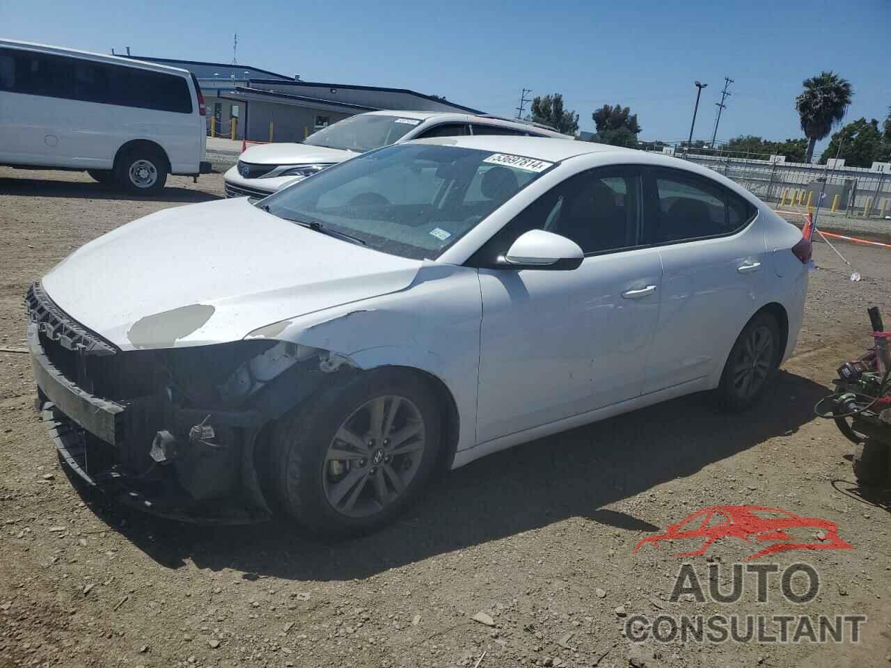 HYUNDAI ELANTRA 2018 - 5NPD84LF8JH263424