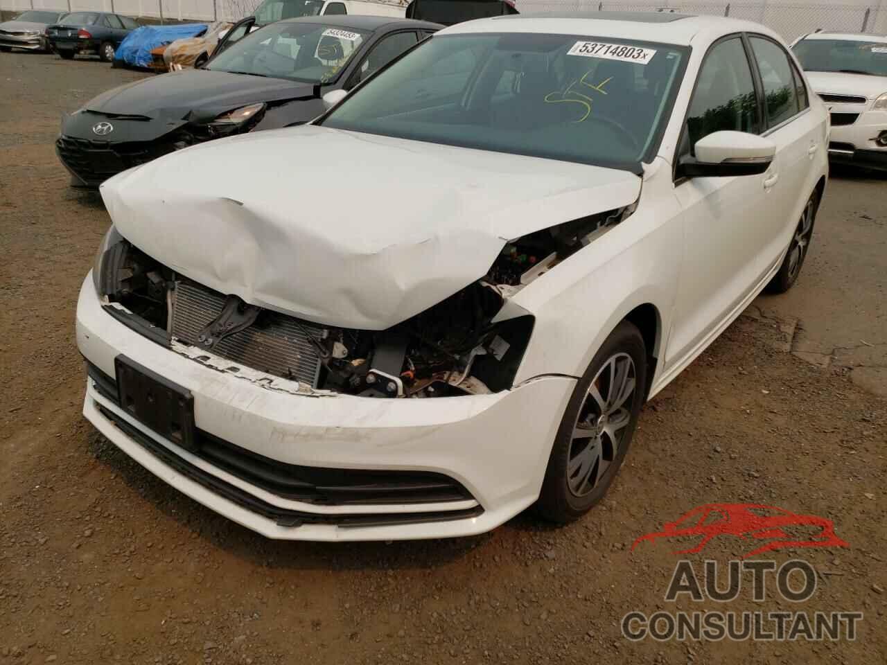 VOLKSWAGEN JETTA 2018 - 3VWDB7AJ4JM245164