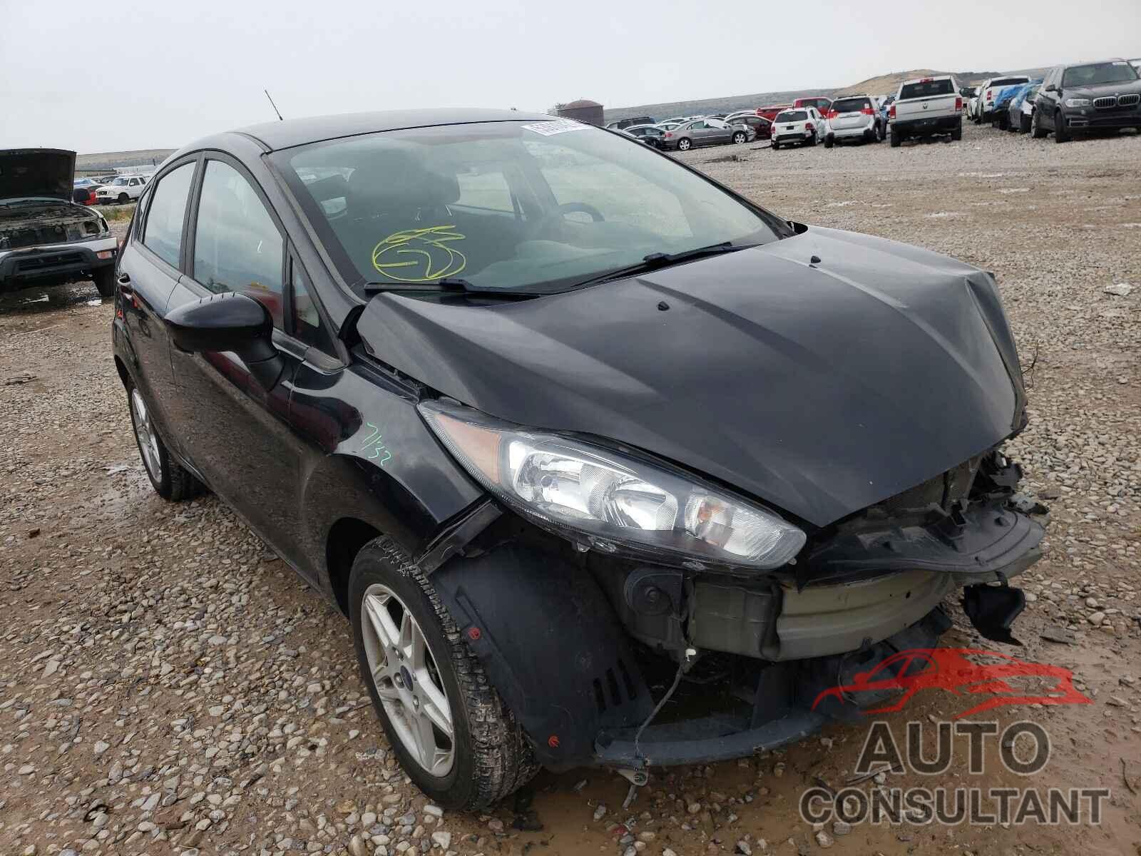 FORD FIESTA 2018 - 3FADP4EJ1JM122358