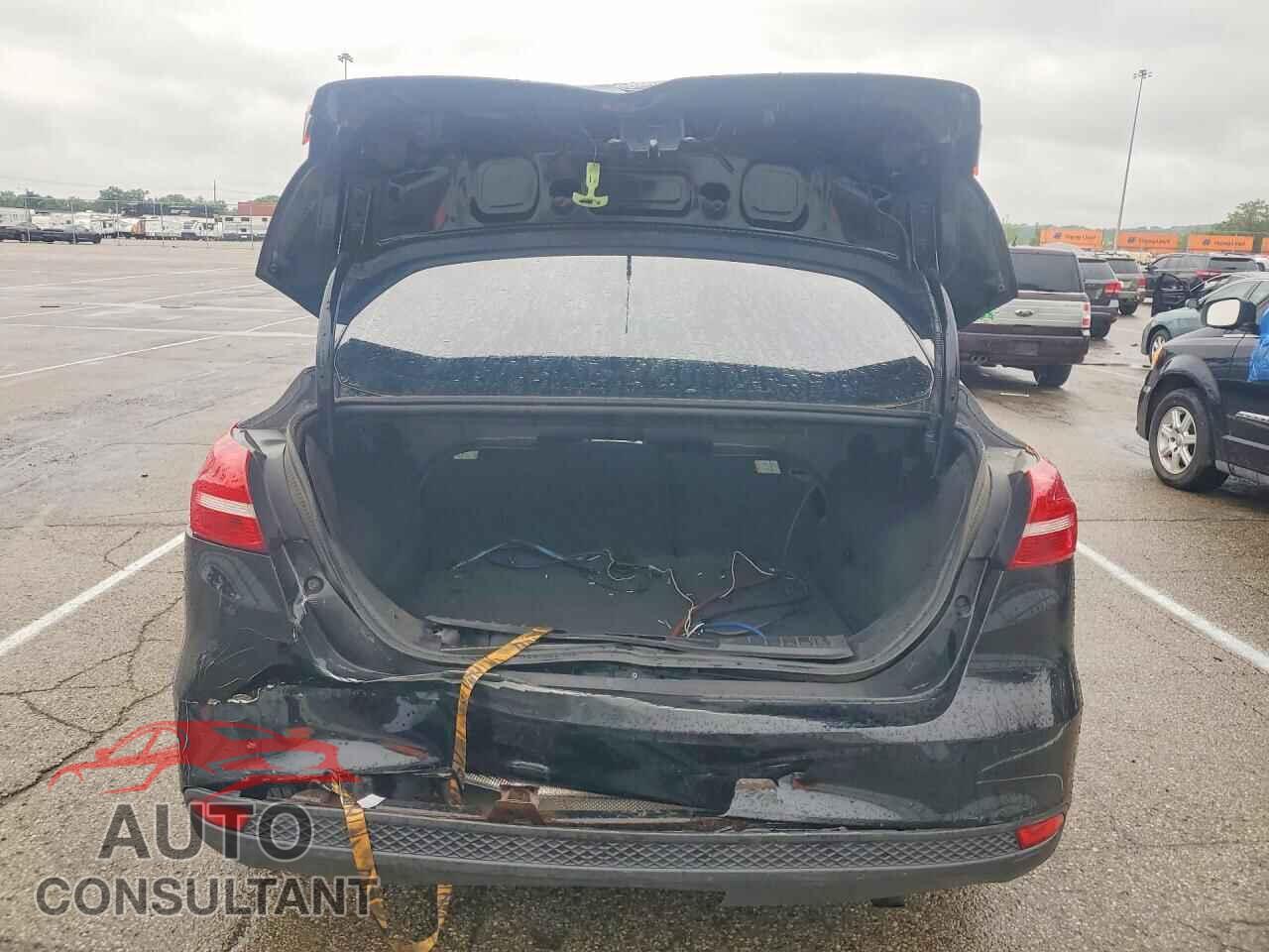 FORD FOCUS 2016 - 1FADP3E26GL229466