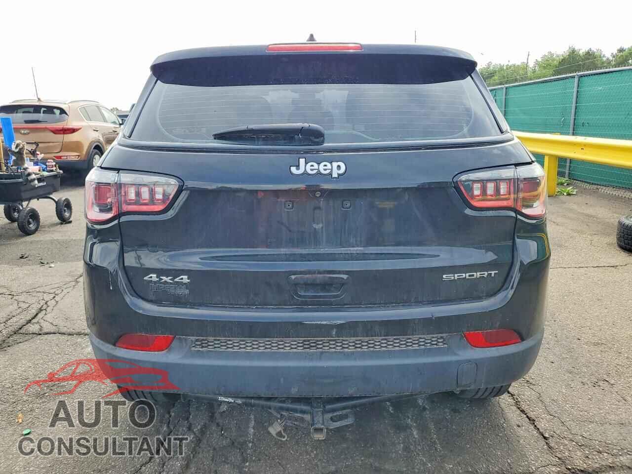 JEEP COMPASS 2018 - 3C4NJDAB9JT337524