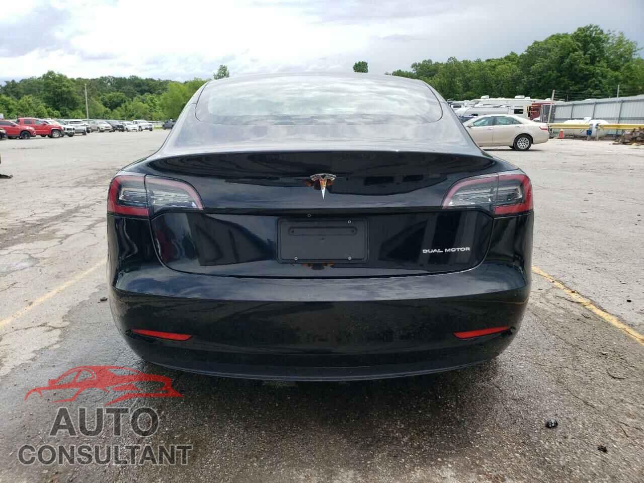 TESLA MODEL 3 2019 - 5YJ3E1EBXKF194829