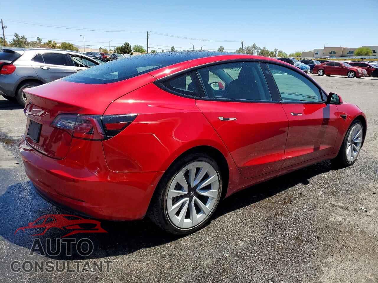 TESLA MODEL 3 2022 - 5YJ3E1EA8NF371874