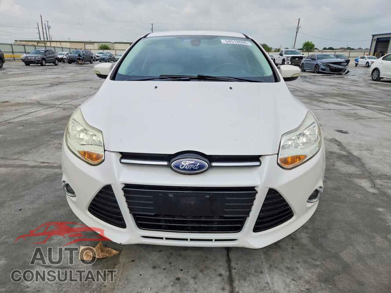 FORD FOCUS 2012 - 1FAHP3H23CL205892