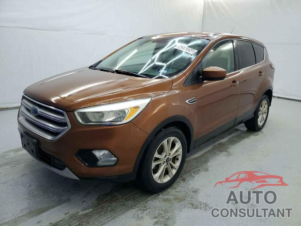 FORD ESCAPE 2017 - 1FMCU0GD4HUC81827