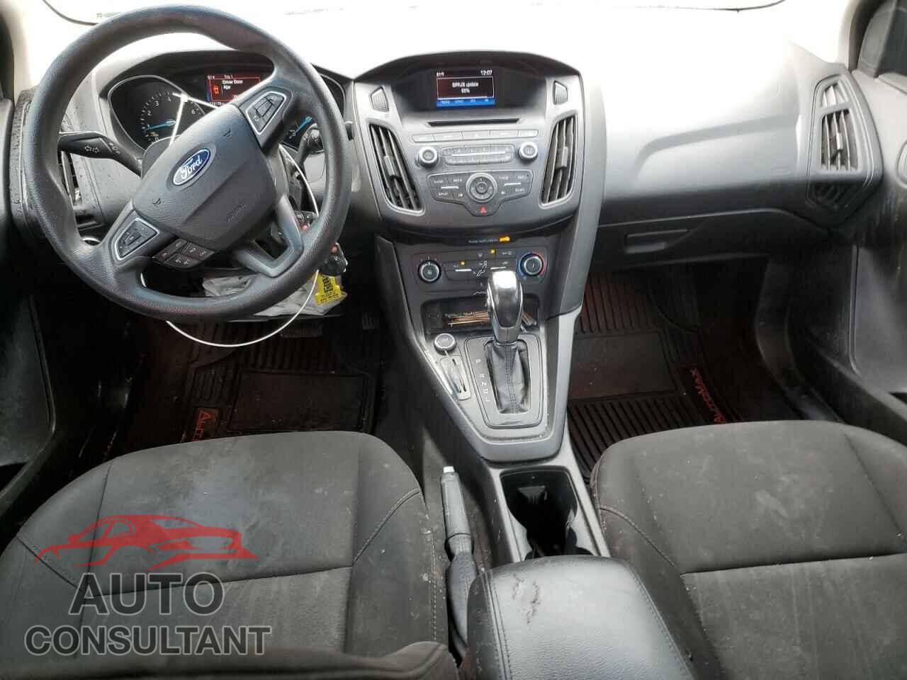 FORD FOCUS 2016 - 1FADP3F21GL404723