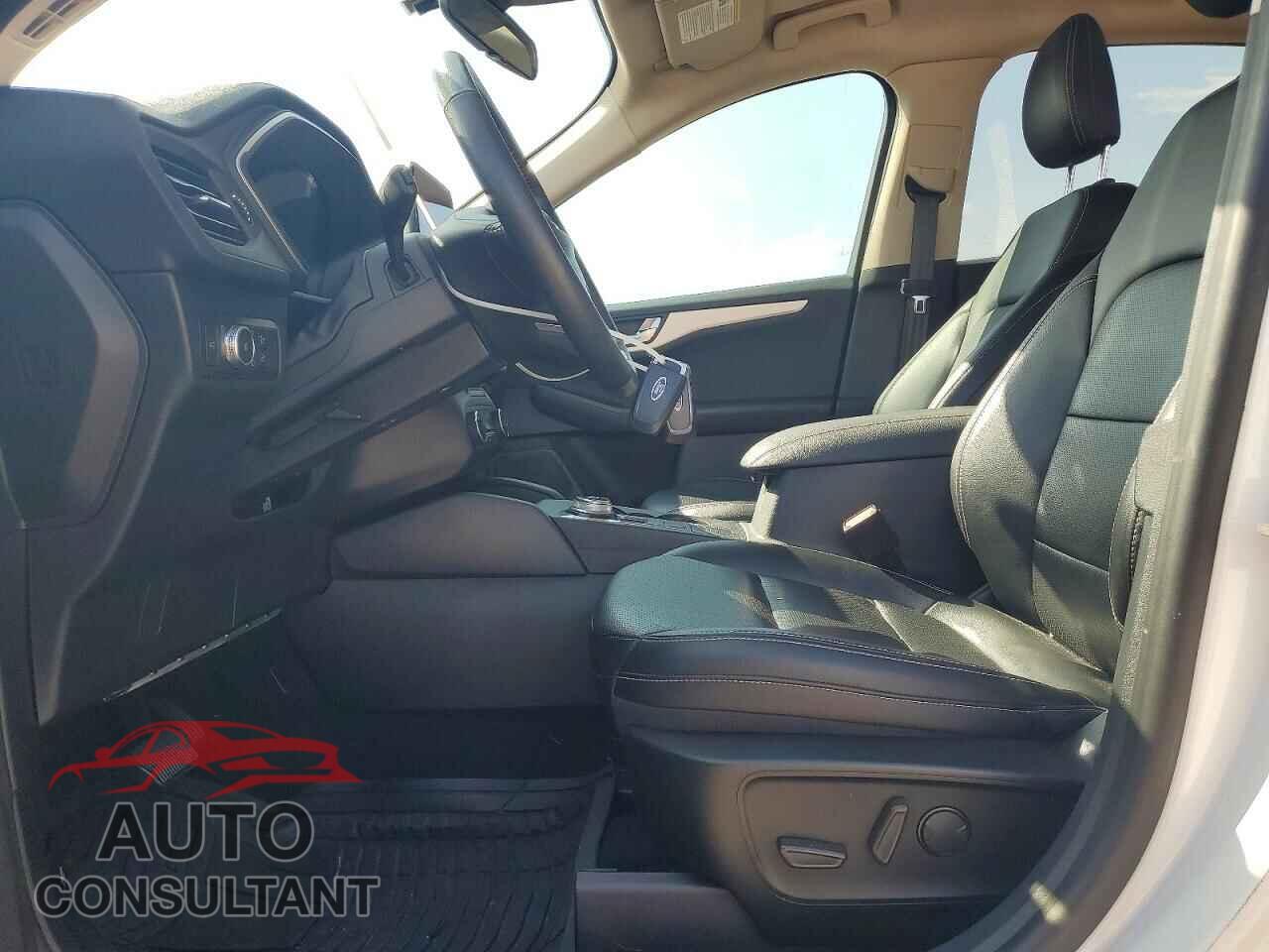 FORD ESCAPE 2020 - 1FMCU0H65LUA31408