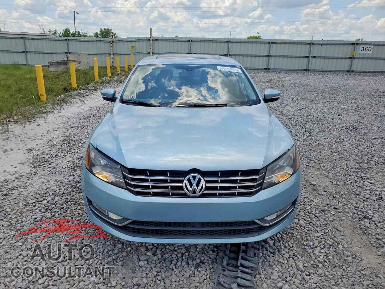 VOLKSWAGEN PASSAT 2013 - 1VWCM7A39DC134767