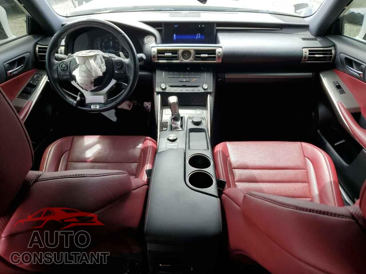 LEXUS IS 2016 - JTHBA1D24G5036602