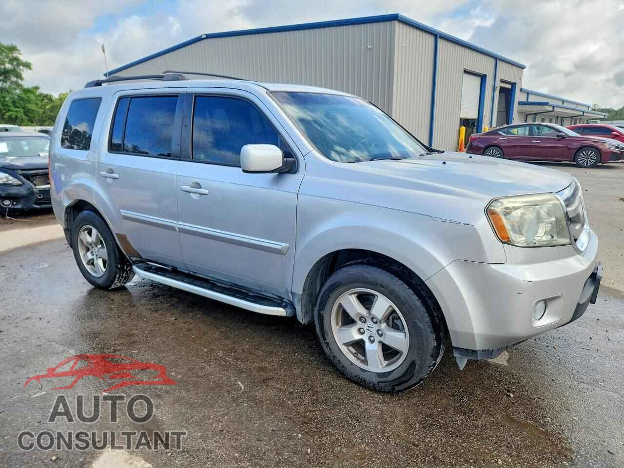 HONDA PILOT 2010 - 5FNYF3H59AB005560