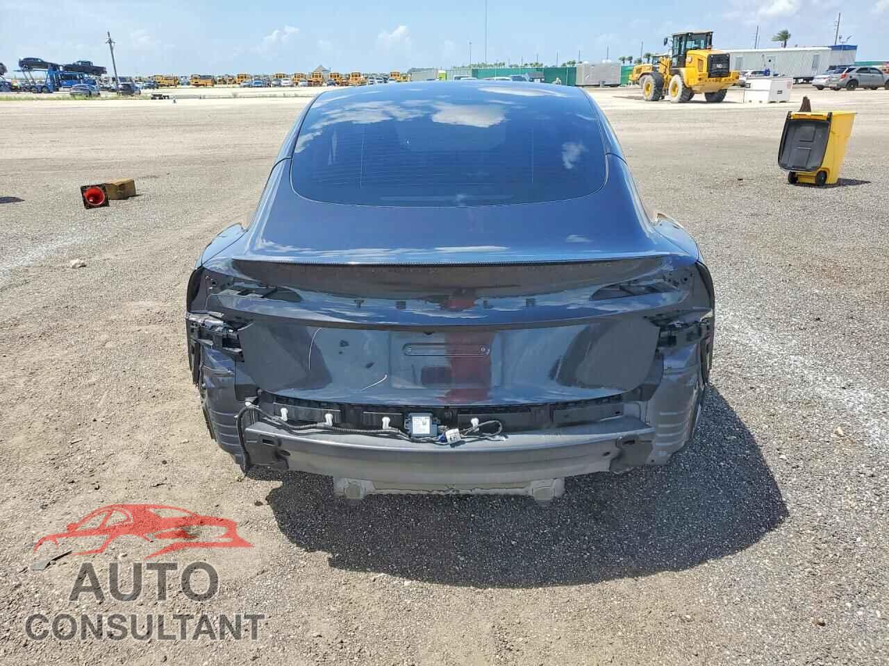 TESLA MODEL 3 2024 - 5YJ3E1EA7RF765601