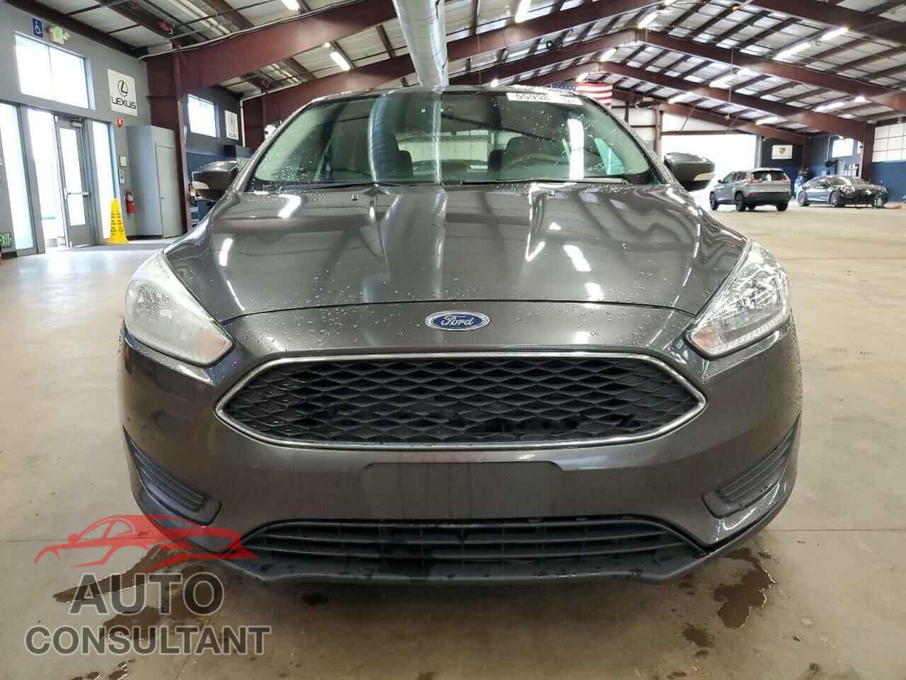 FORD FOCUS 2015 - 1FADP3F21FL307908
