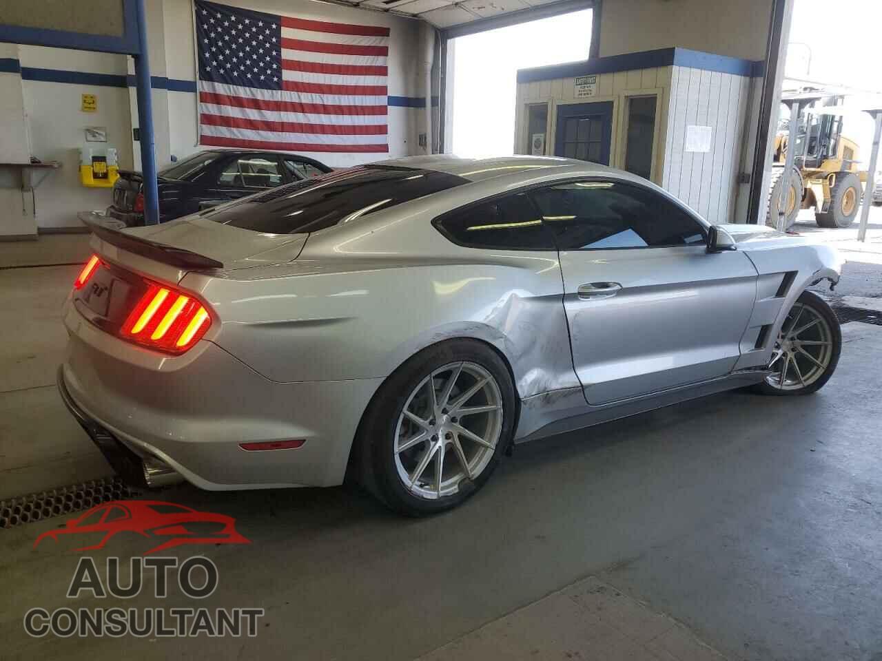 FORD MUSTANG 2016 - 1FA6P8CF6G5211971