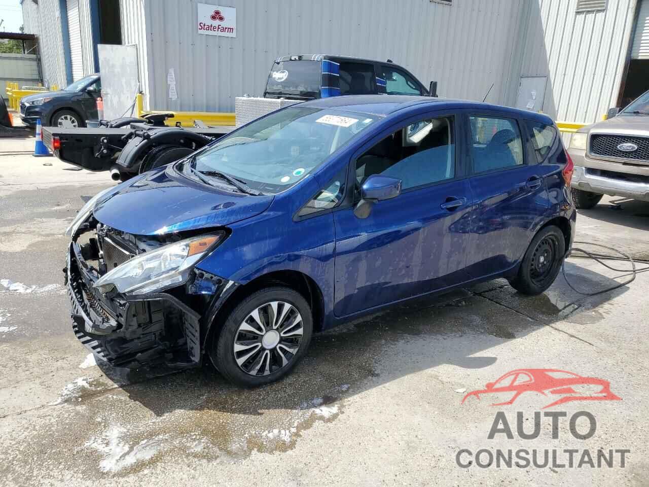 NISSAN VERSA 2018 - 3N1CE2CP0JL352683