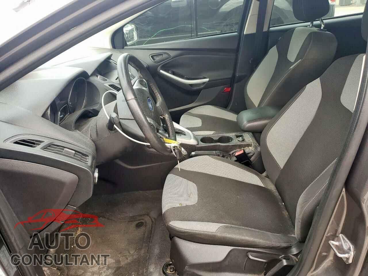 FORD FOCUS 2012 - 1FAHP3K26CL243237
