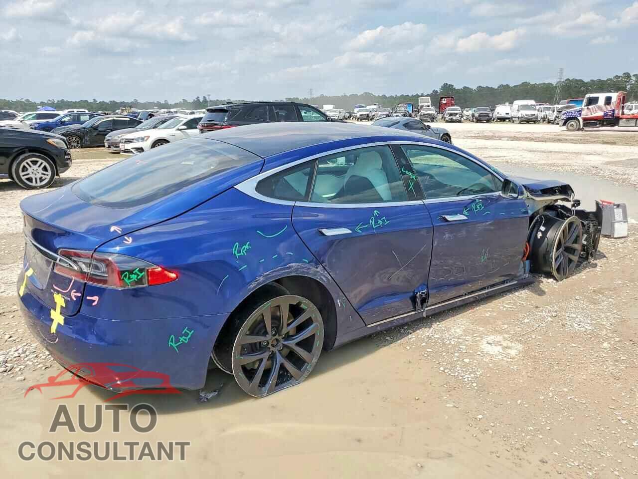 TESLA MODEL S 2020 - 5YJSA1E23LF389017