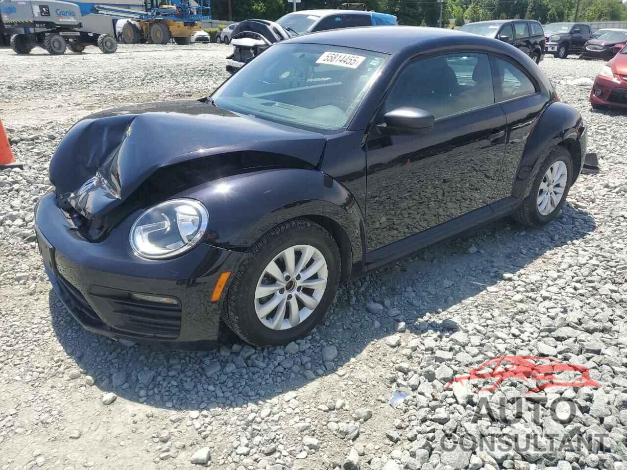 VOLKSWAGEN BEETLE 2018 - 3VWFD7AT6JM717370