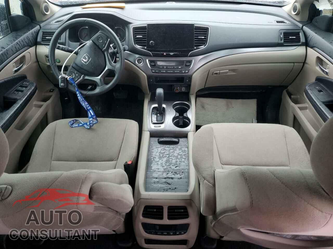 HONDA PILOT 2020 - 5FNYF5H37LB005540