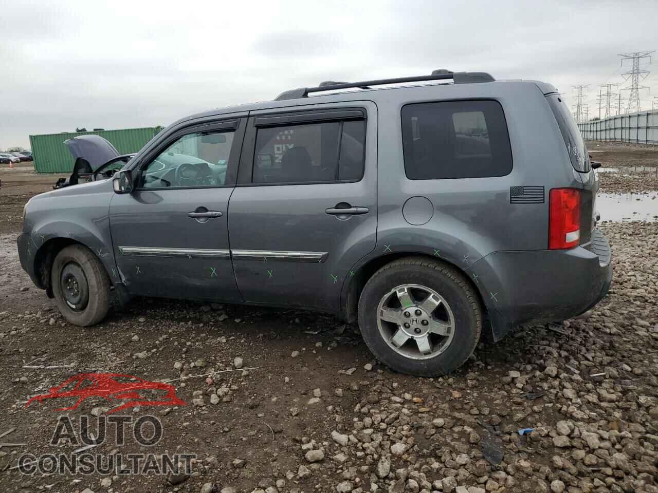 HONDA PILOT 2011 - 5FNYF4H90BB029630