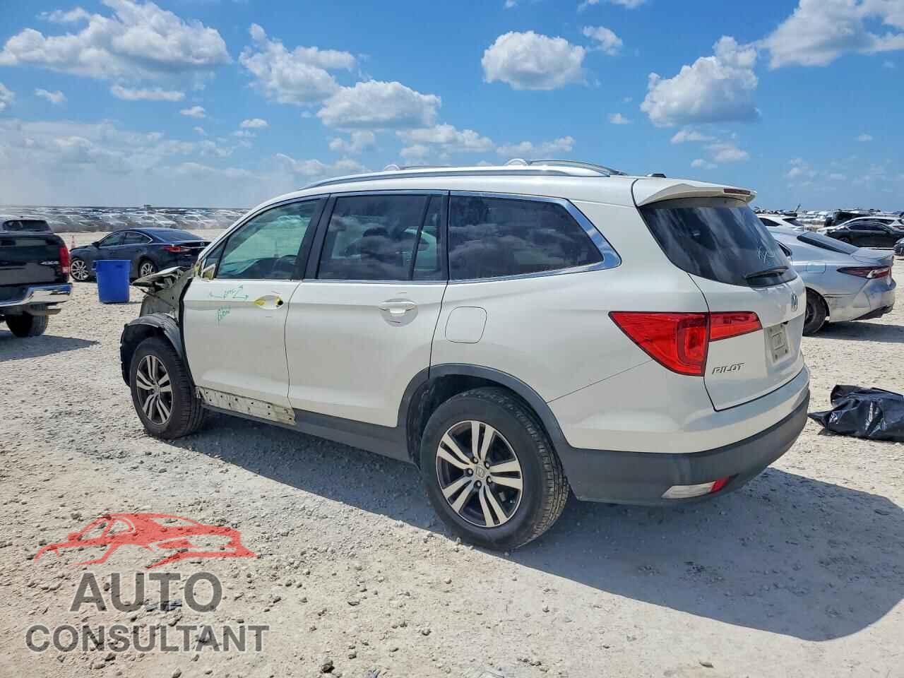 HONDA PILOT 2017 - 5FNYF5H53HB025664