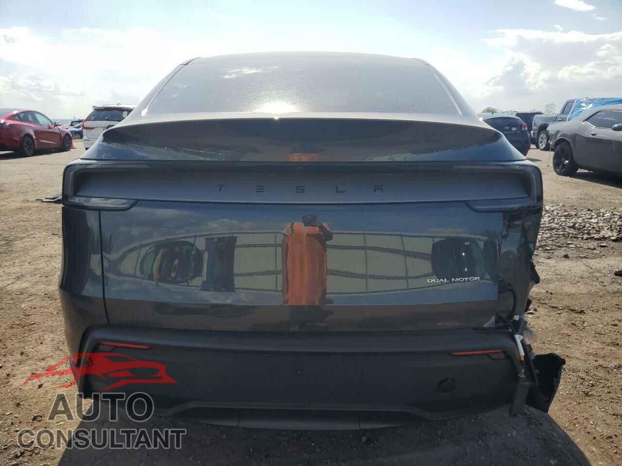 TESLA MODEL Y 2026 - 7SAYGDEEXTA388578