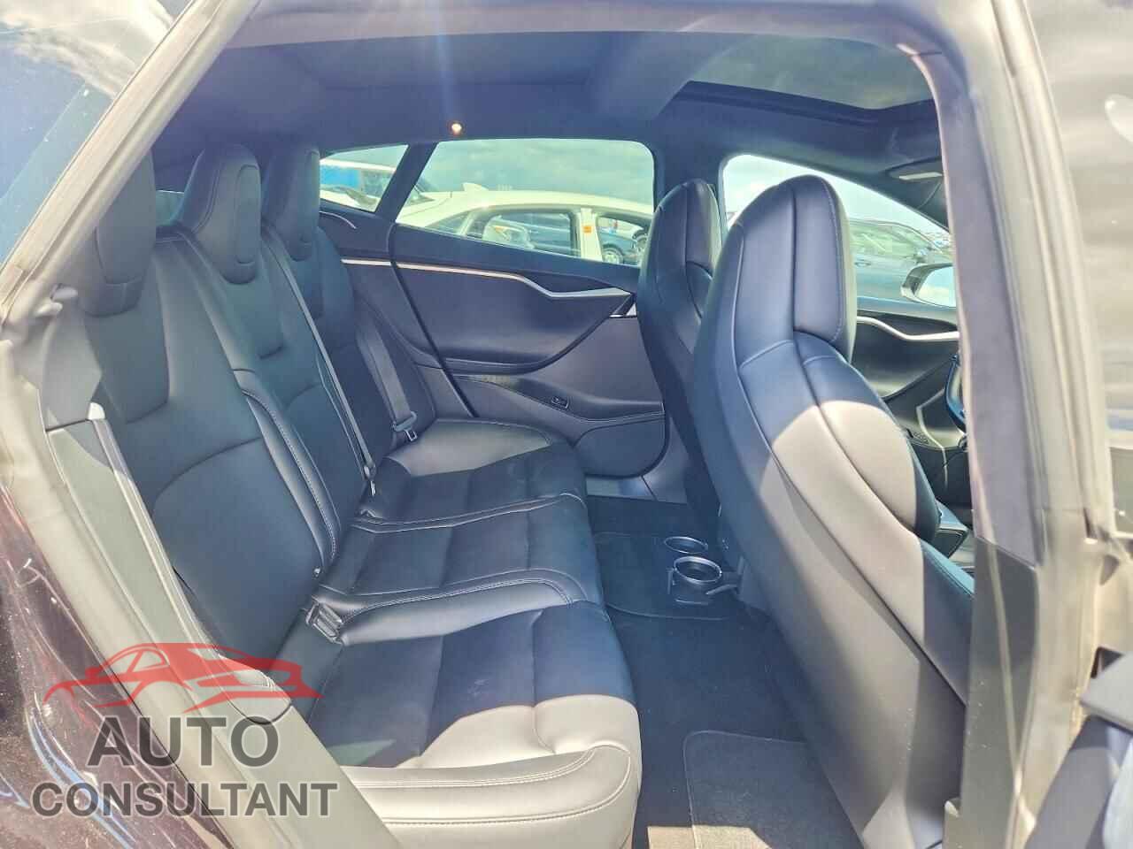 TESLA MODEL S 2018 - 5YJSA1E48JF259796