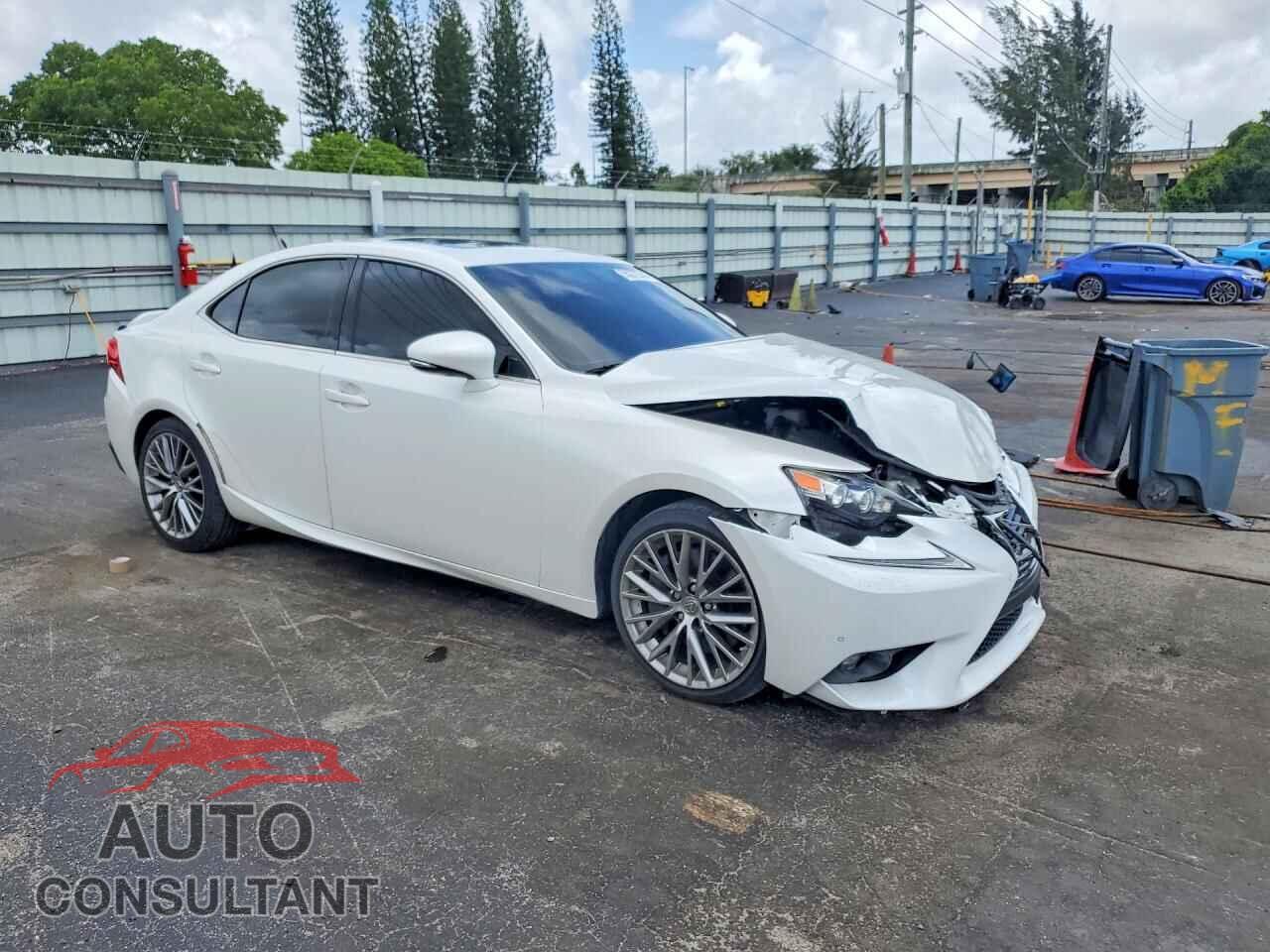 LEXUS IS 2016 - JTHBA1D21G5018980