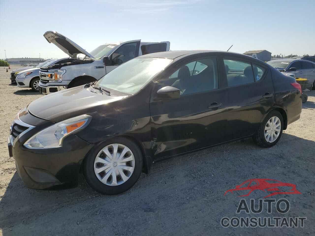 NISSAN VERSA 2018 - 3N1CN7AP7JL811207