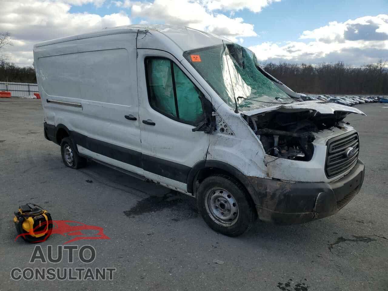 FORD TRANSIT 2019 - 1FTYR2CM7KKB65988