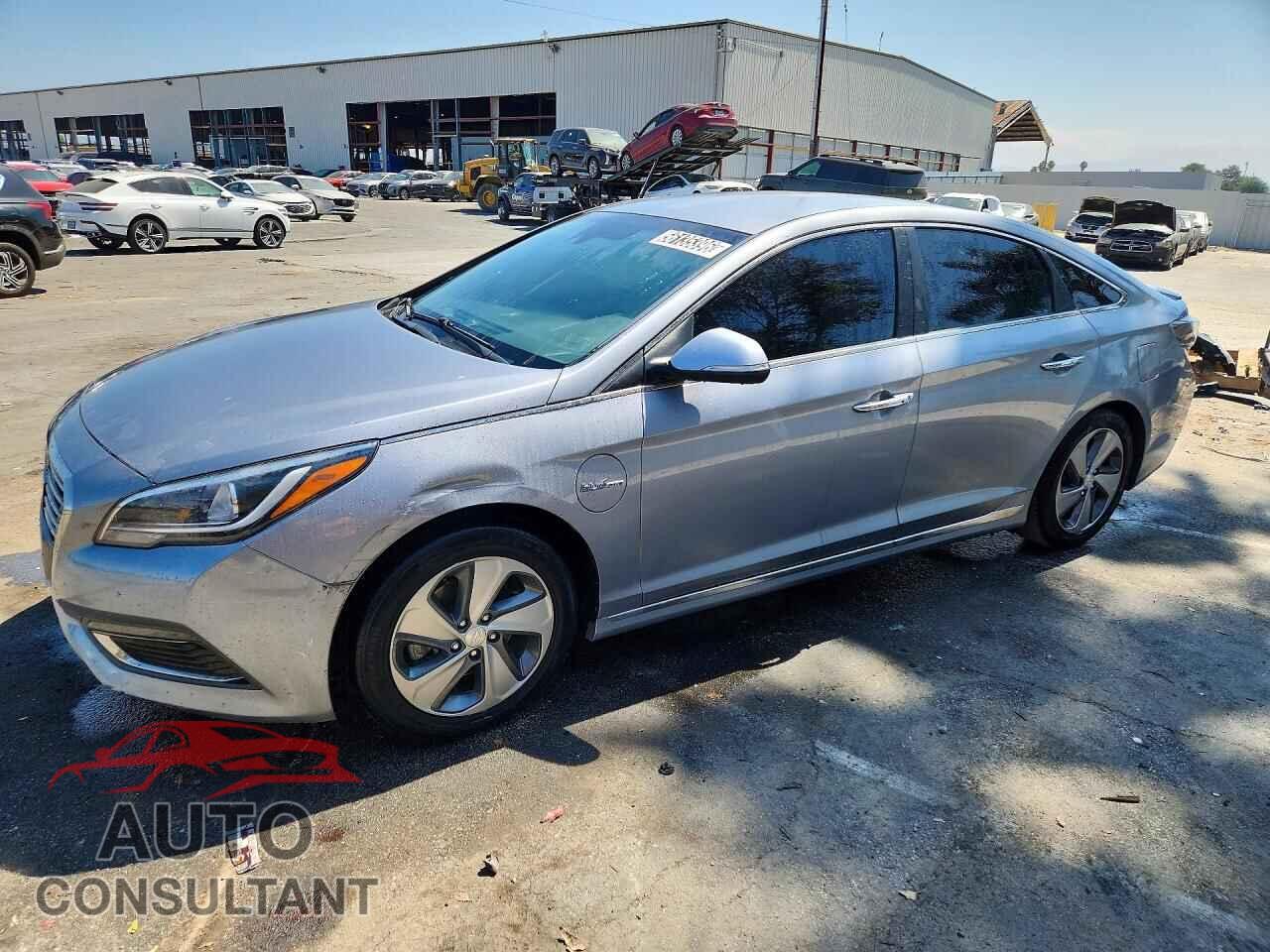 HYUNDAI SONATA 2017 - KMHE54L2XHA044522