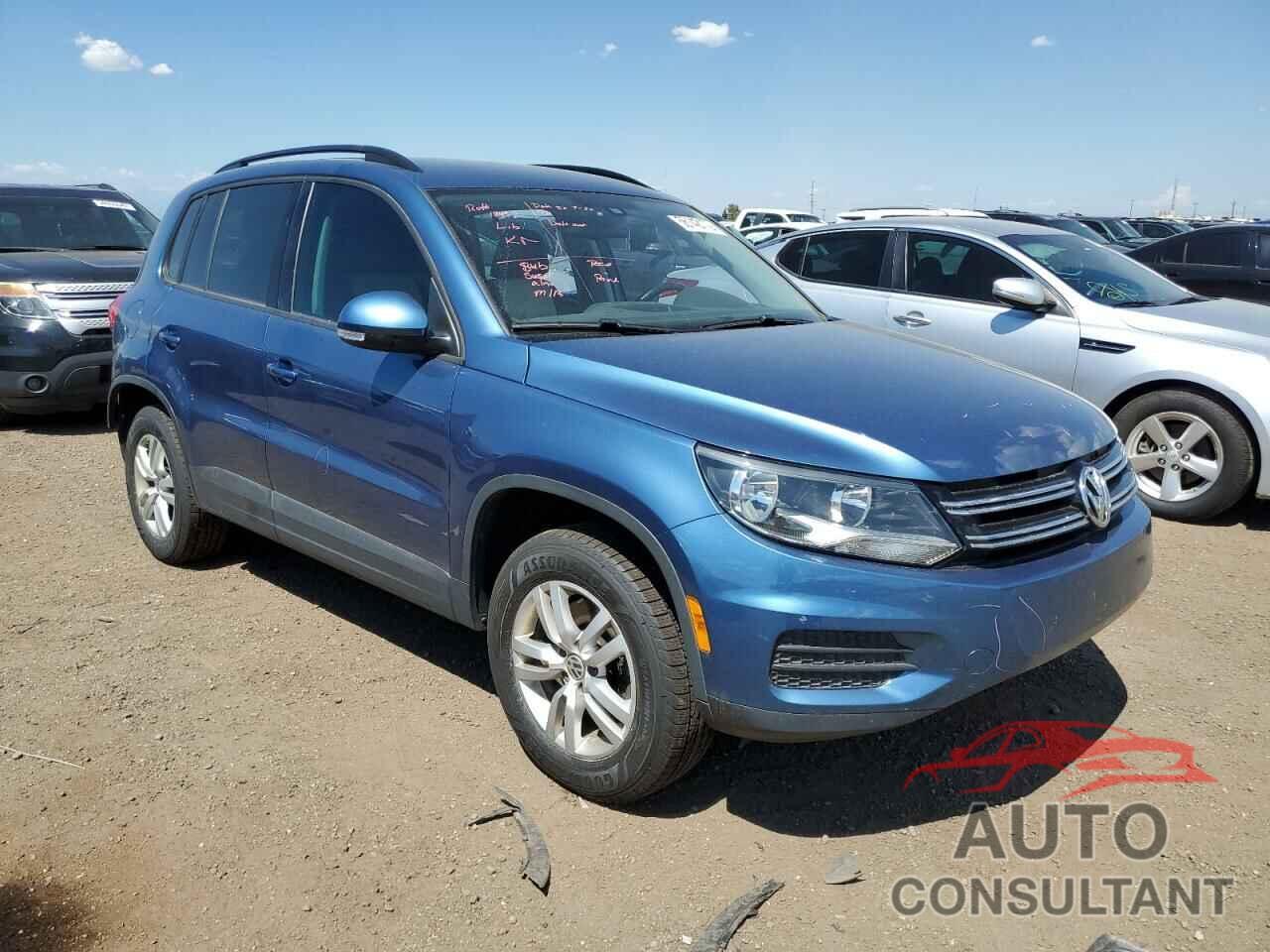 VOLKSWAGEN TIGUAN 2017 - WVGBV7AX9HW505621